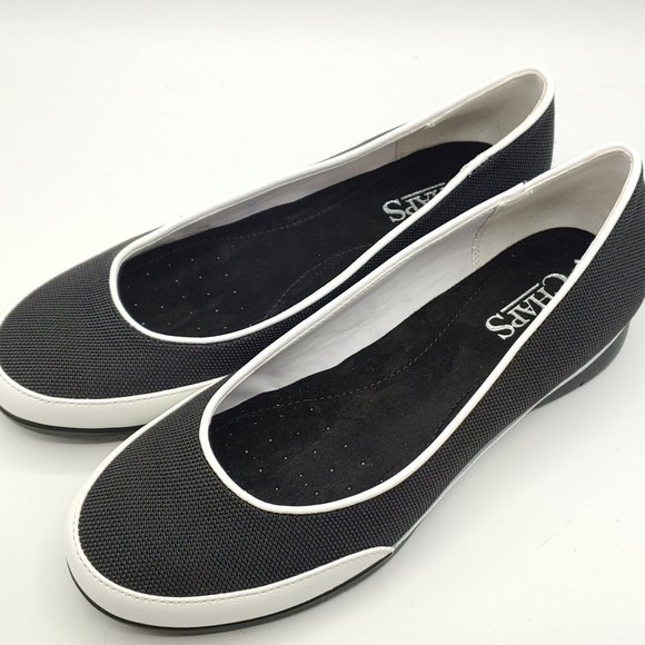 womens 6B Charleen Casual Shoe Black White slip on - Picture 1 of 12